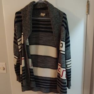Aztec-pattern chunky sweater!